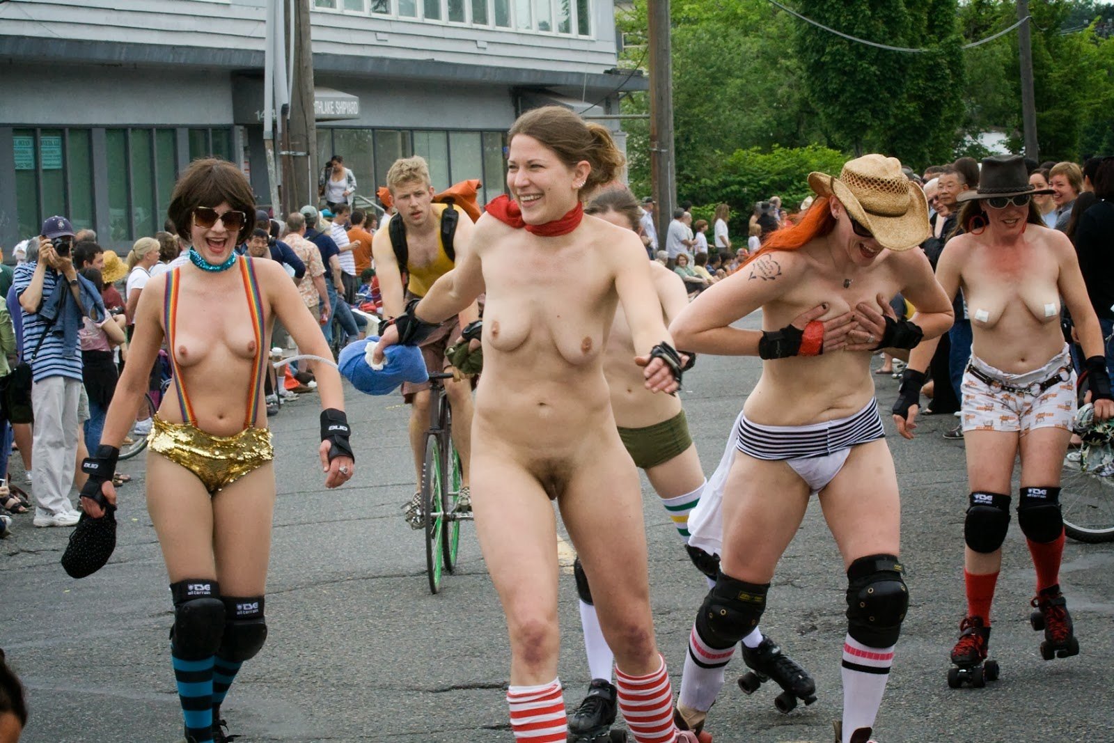 Nude Street Festival Photo Naked Chiks