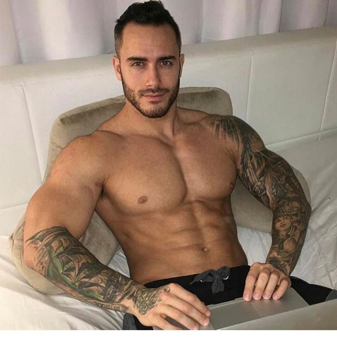 Mike Chabot Nude Photo