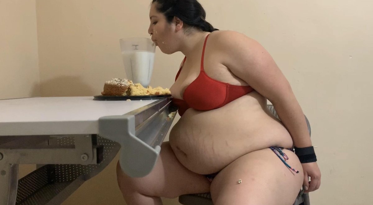 Chubbychiquita Curvage Photo